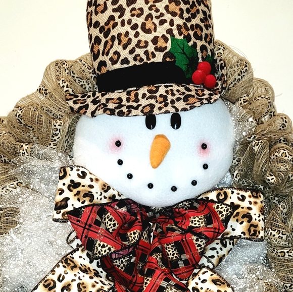 Winter Snowman Wreath Christmas Leopard Cheetah Print - Picture 3 of 7